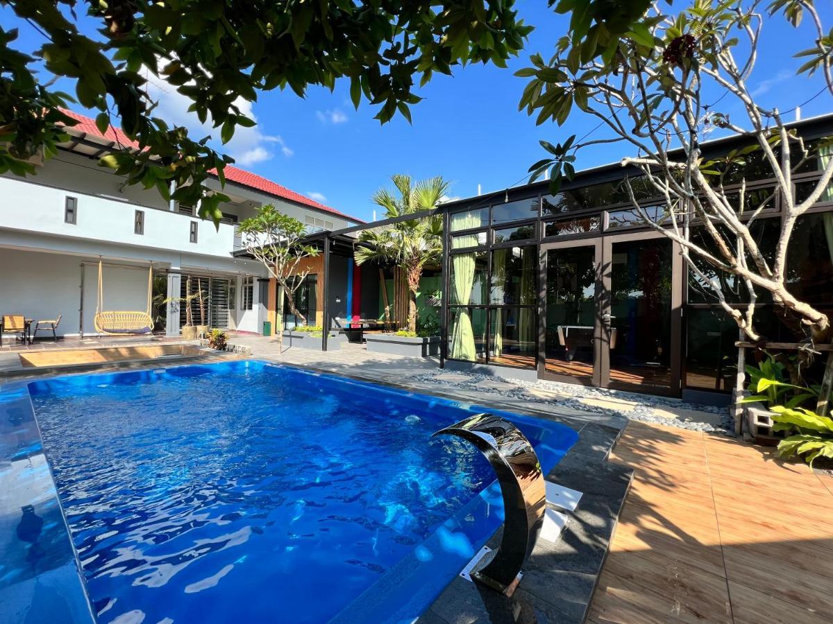 The Uniique Haus - Johor 1St Staycation Water Dining Experience ยะโฮร์บาห์รู ภายนอก รูปภาพ
